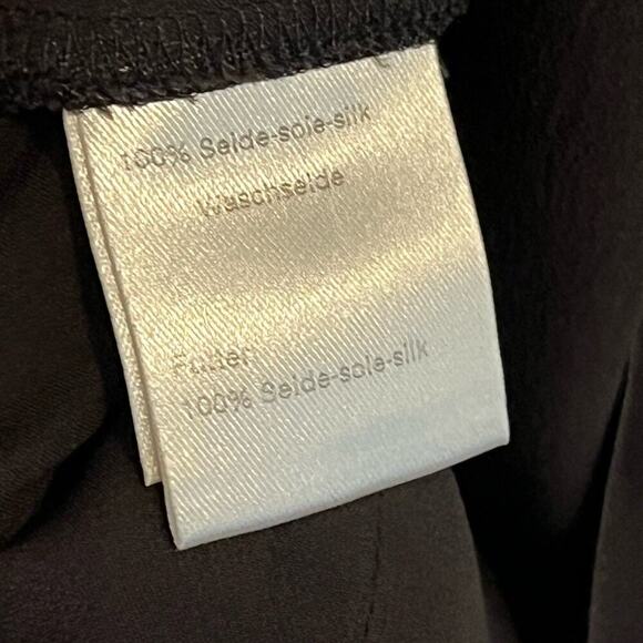 AKRIS Satin Silk Scoop Neck Raw Hem Tank Blouse Black Size 4 - Picture 9 of 10